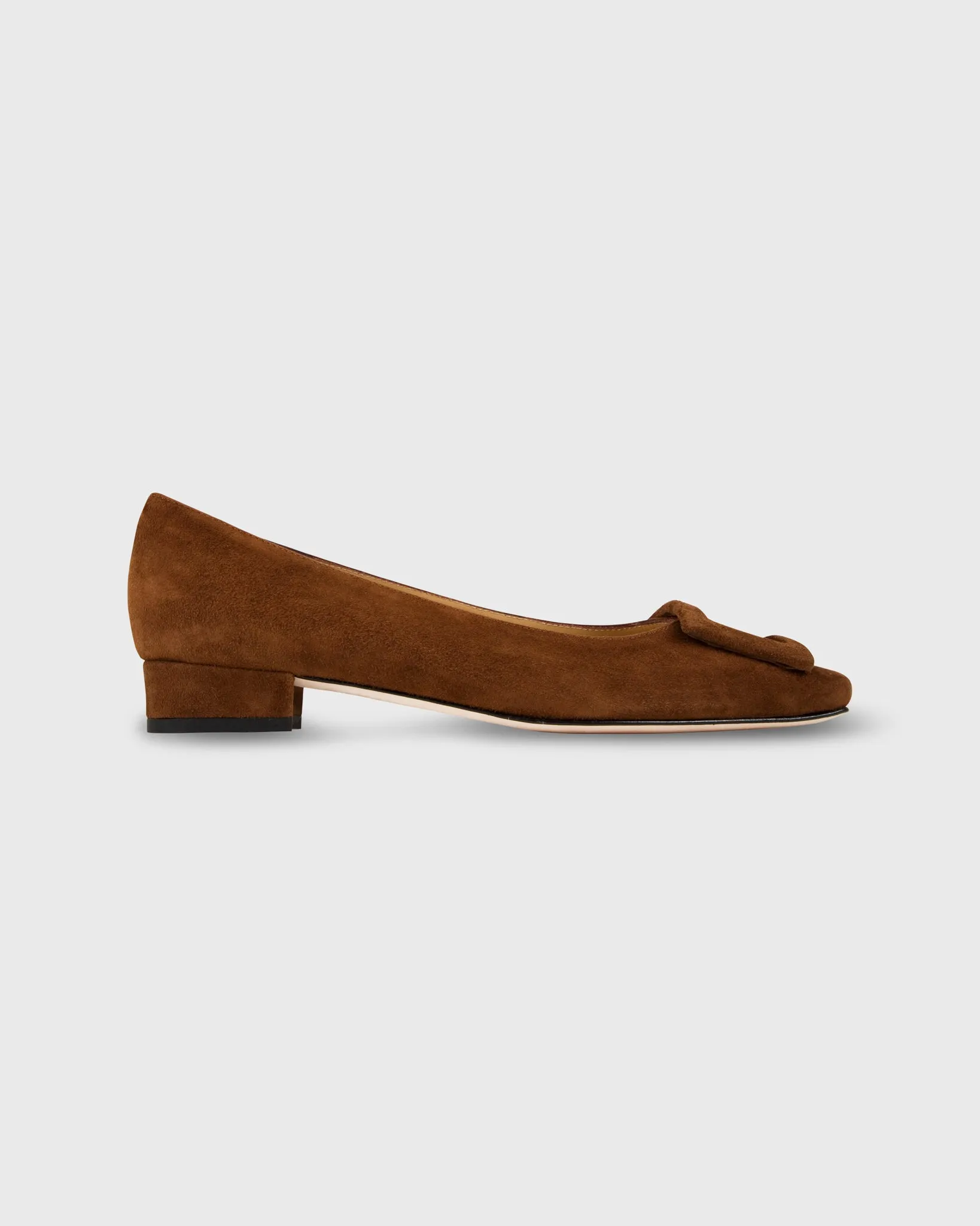 Buckle Shoe in Brown Suede