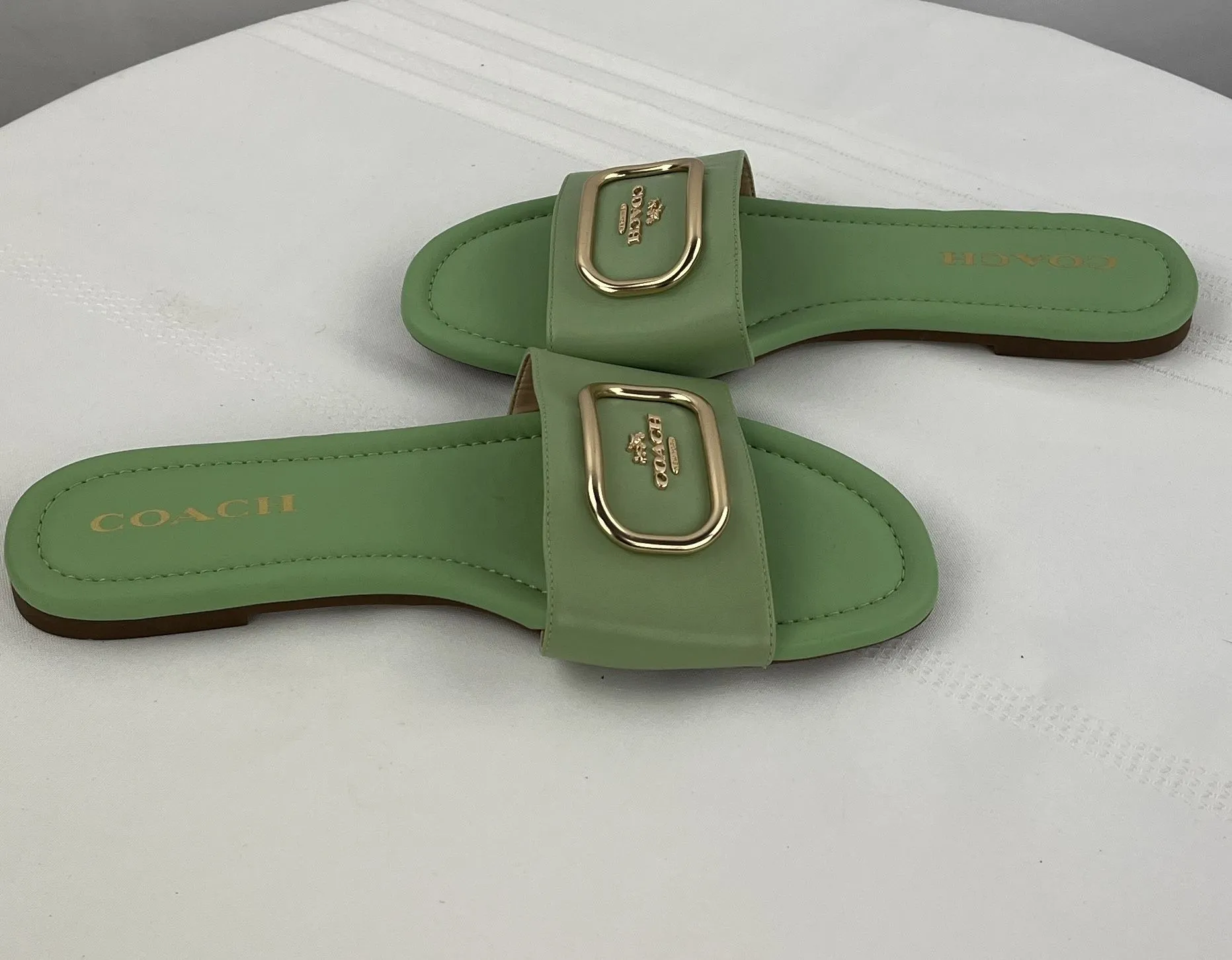 Coach Women's Leather Lime Green Logo Slip-On Sandal Size 7.5