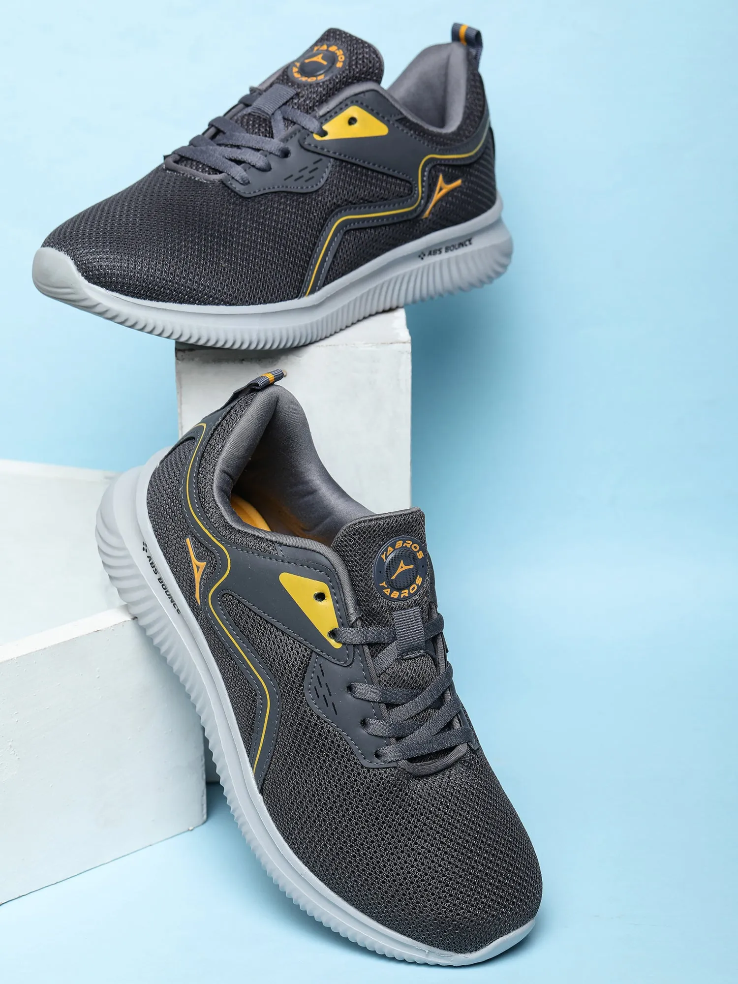 Jorah Sports Shoes For Men