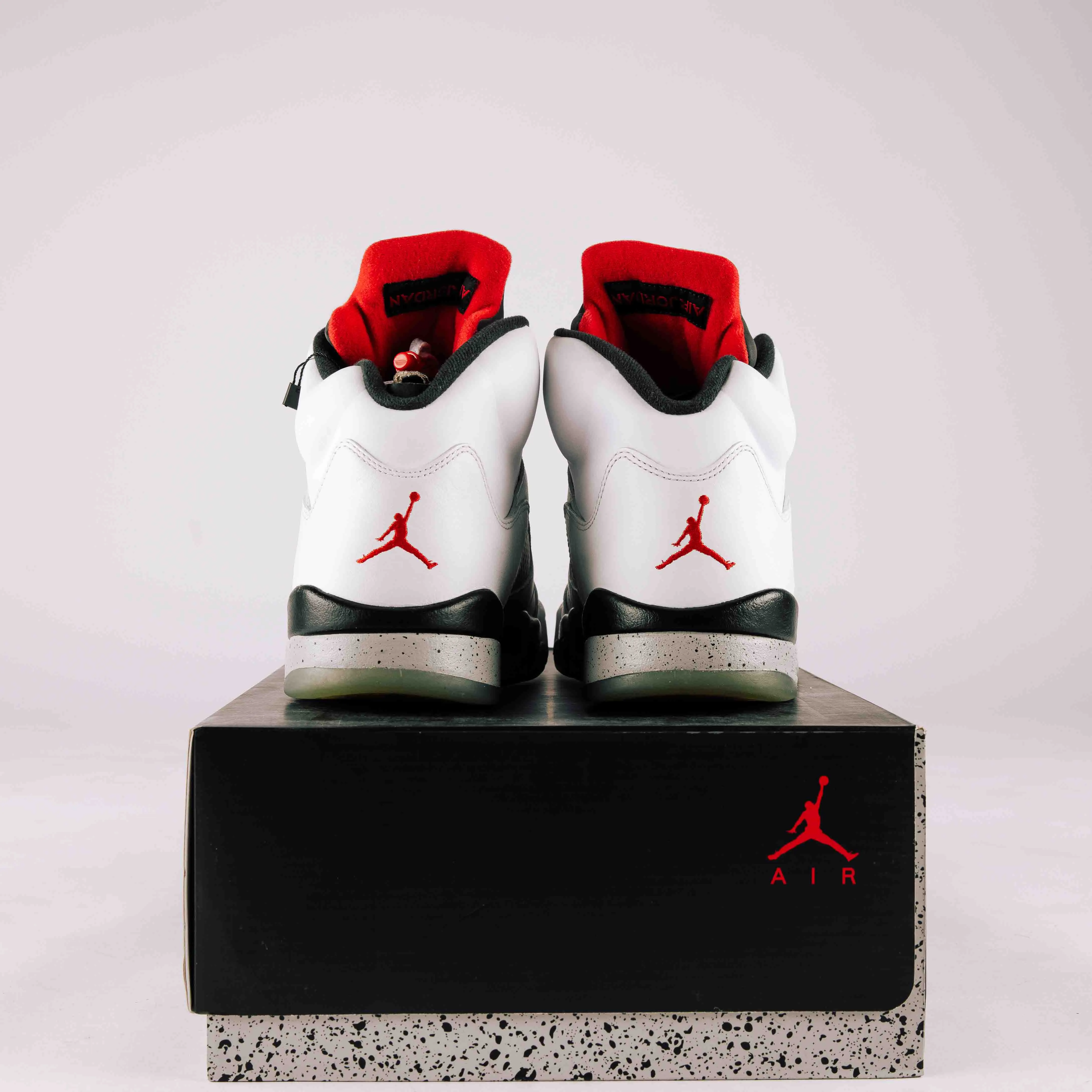 Jordan 5 Retro White Cement - Used - 0226