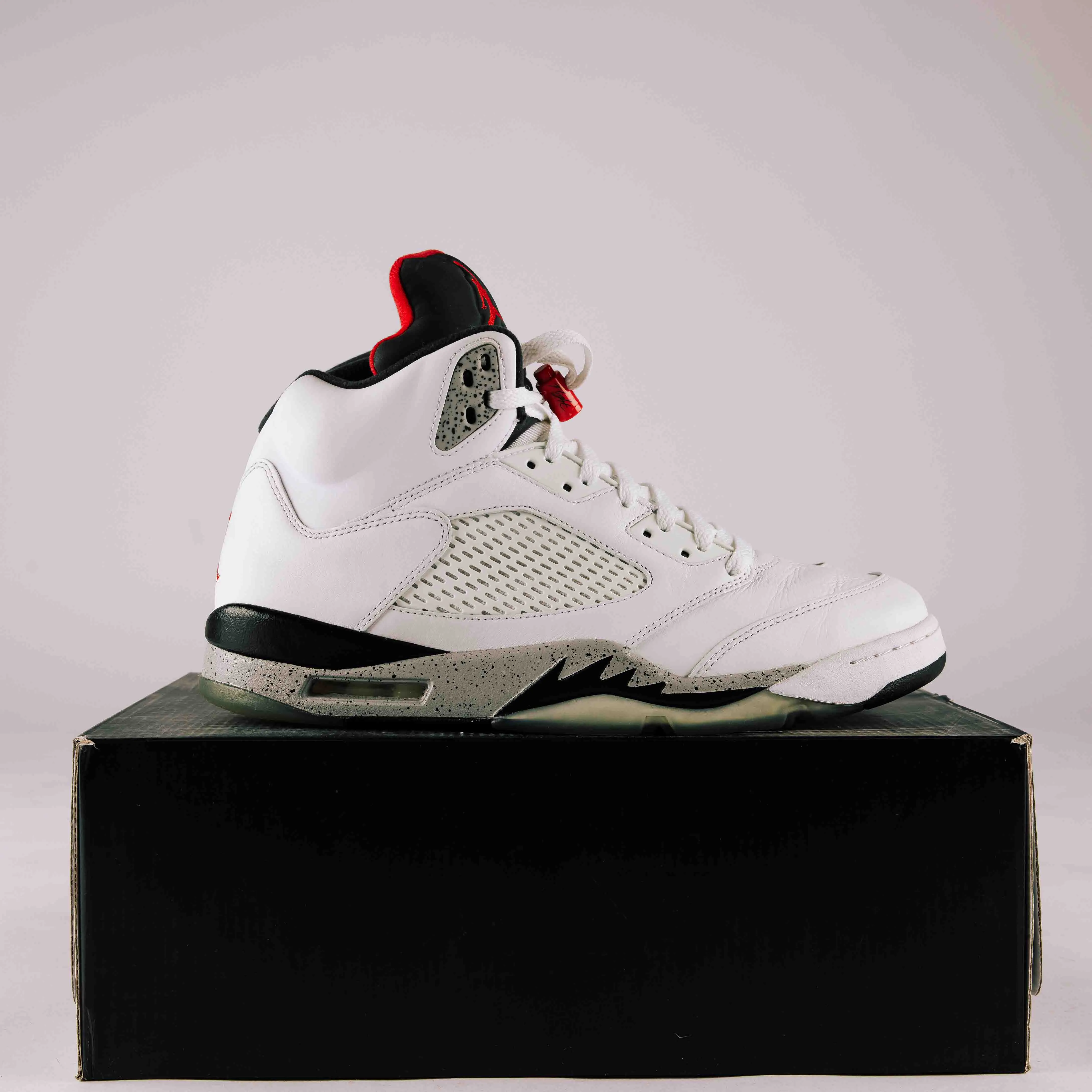 Jordan 5 Retro White Cement - Used - 0226