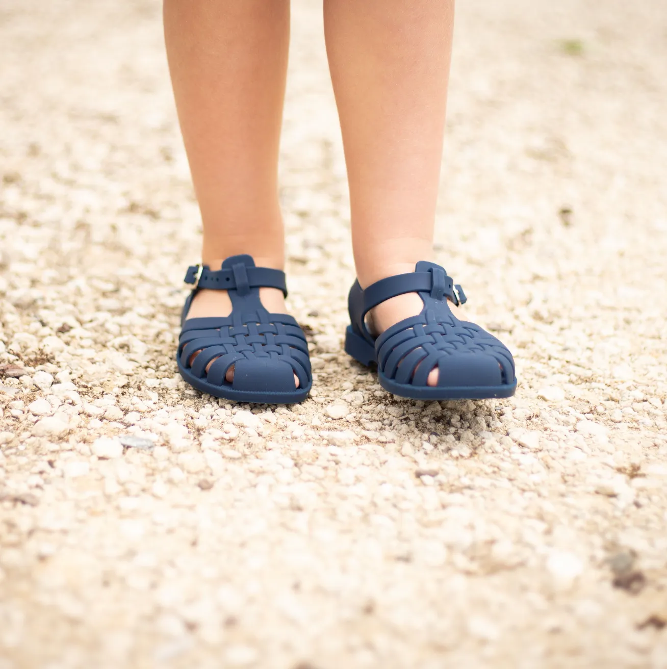 navy · classic plastic-free jelly sandals