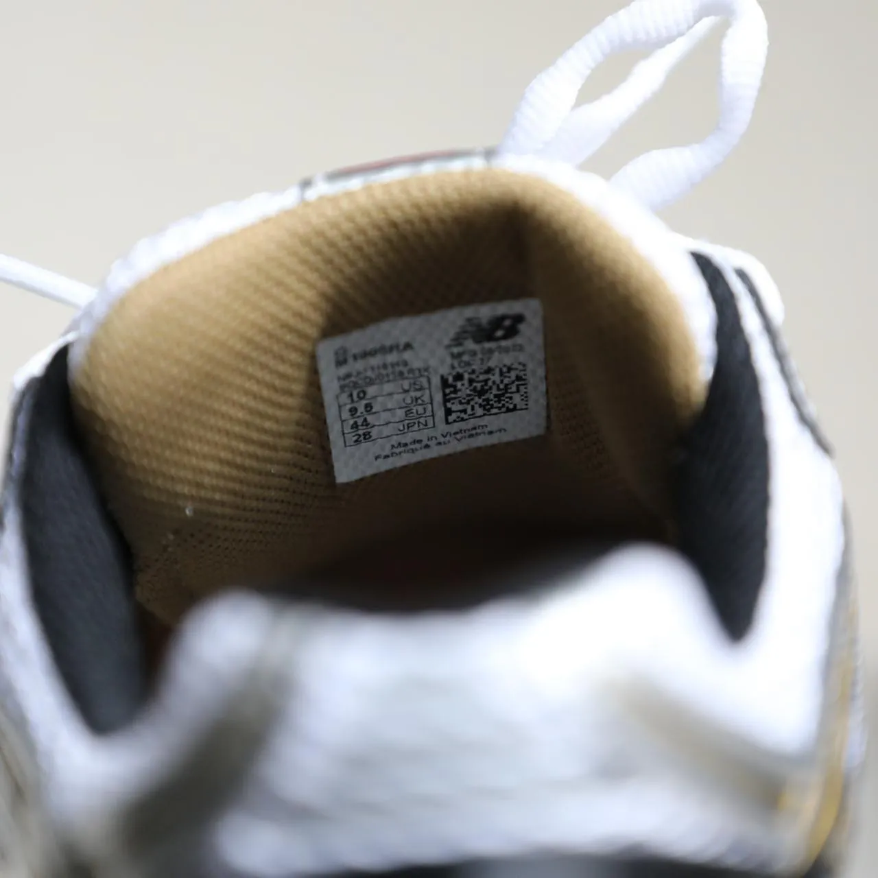 New Balance 1906R Gold Silver