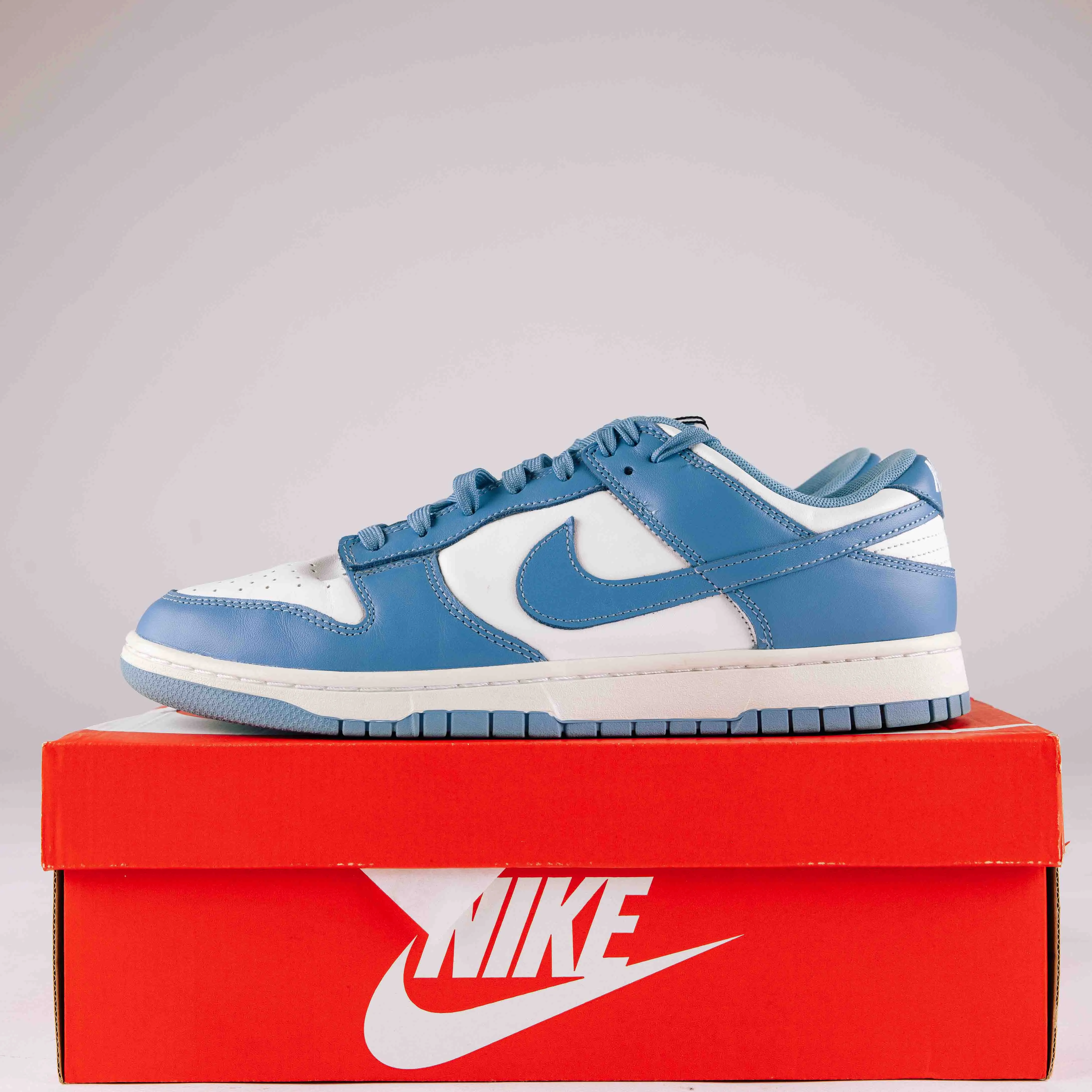 Nike Dunk Low UNC (2021) - Used - 2009