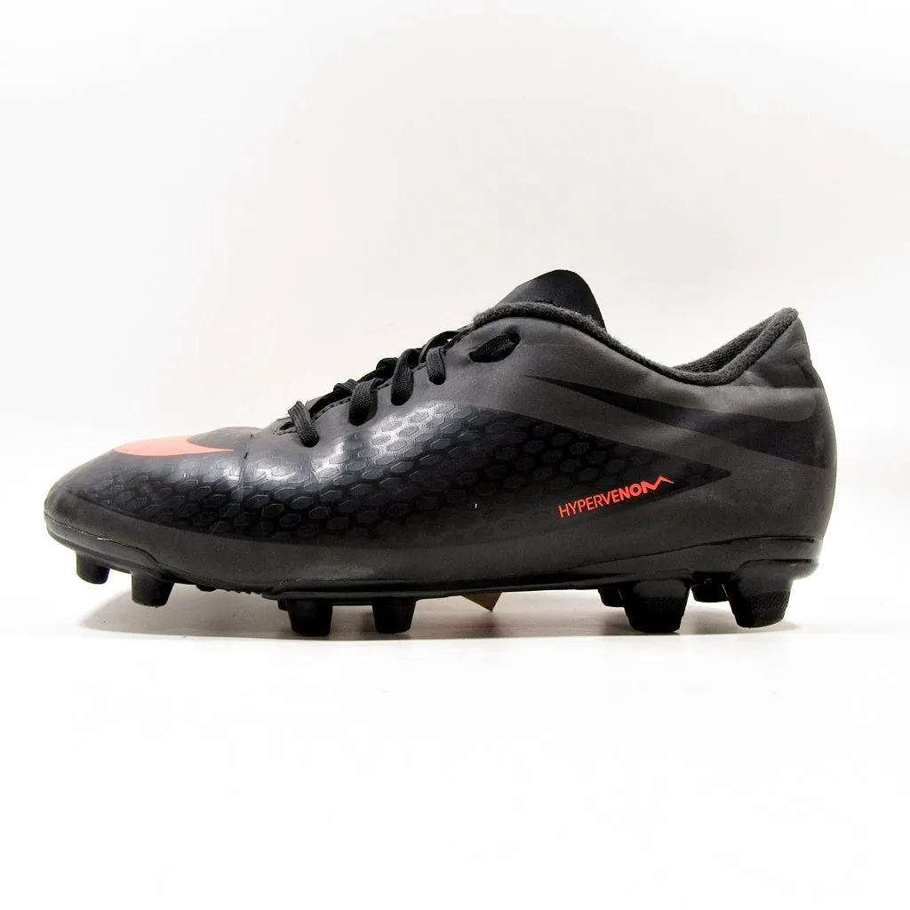 NIKE Hyper Venom