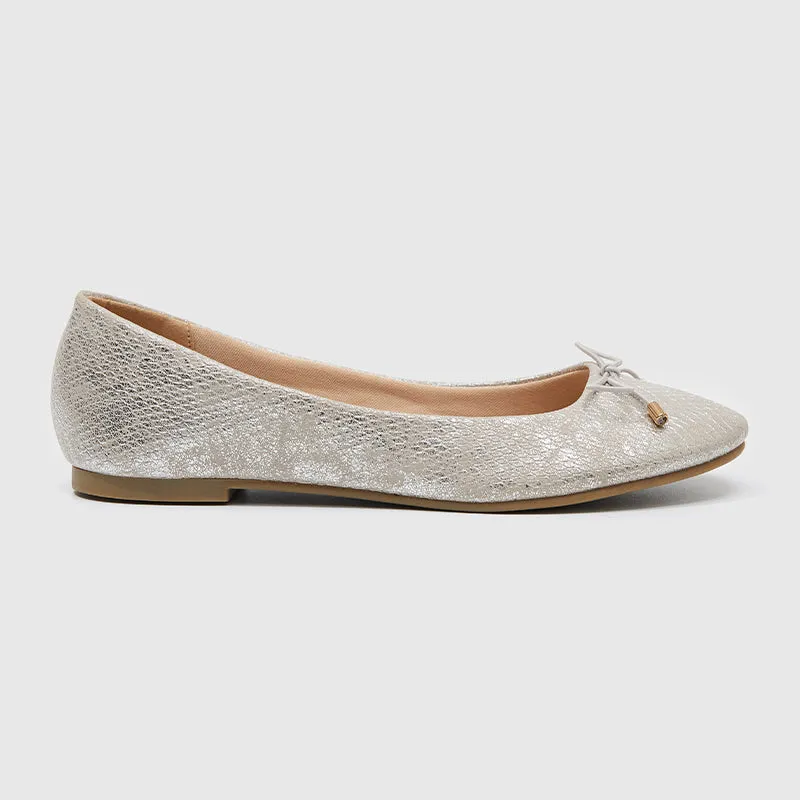 Toe Points Ballet Flats