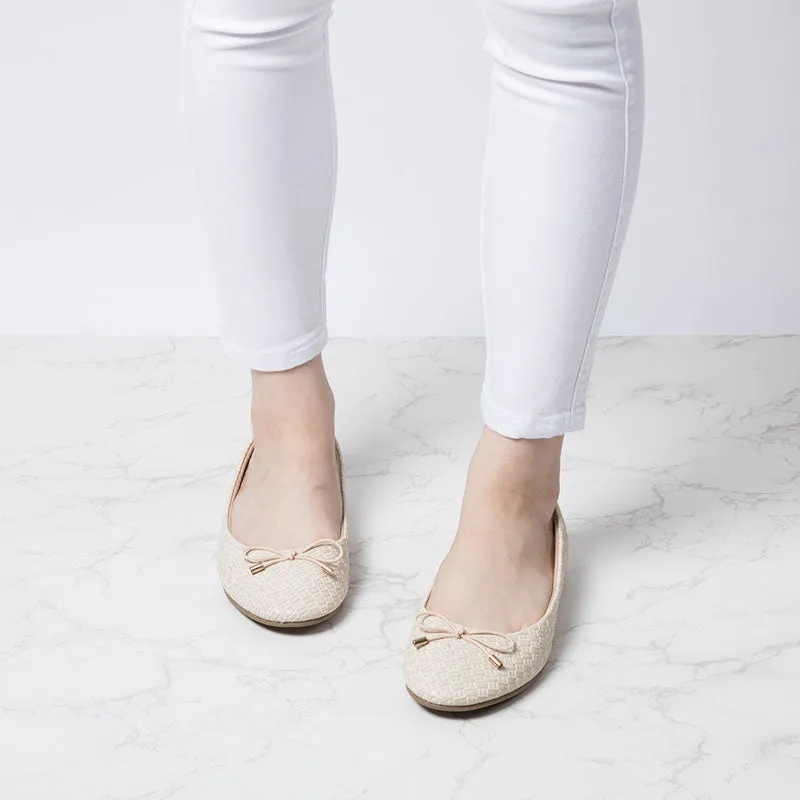 Toe Points Ballet Flats