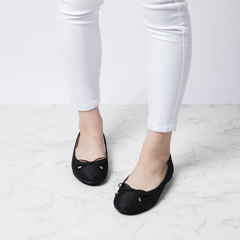 Toe Points Ballet Flats