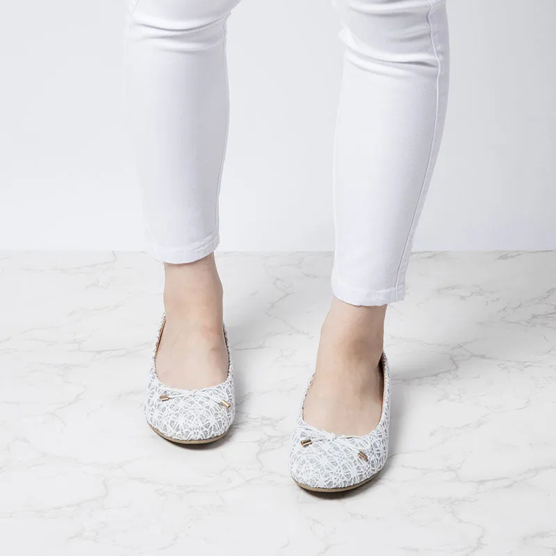 Toe Points Ballet Flats