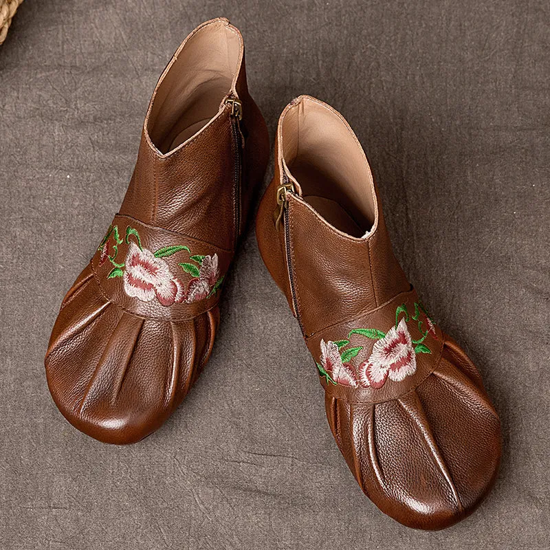 Vintage Women's Leather Ankle Flat Boots With Embroidery Flowers in Black/Coffee