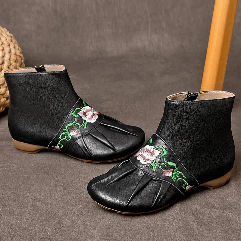 Vintage Women's Leather Ankle Flat Boots With Embroidery Flowers in Black/Coffee